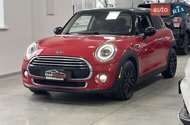 Хэтчбек MINI Hatch 2019 в Полтаве