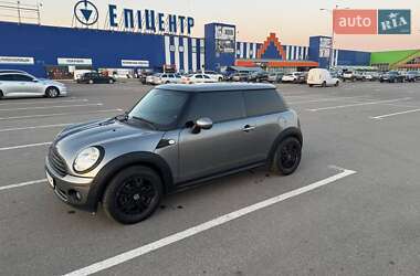 Хэтчбек MINI Hatch 2010 в Мукачево