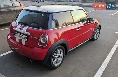 Хэтчбек MINI Hatch 2012 в Киеве