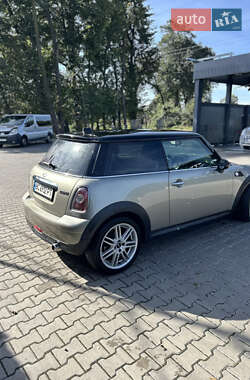 Хетчбек MINI Hatch 2007 в 