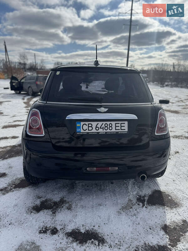 Хэтчбек MINI Hatch 2013 в Чернигове
