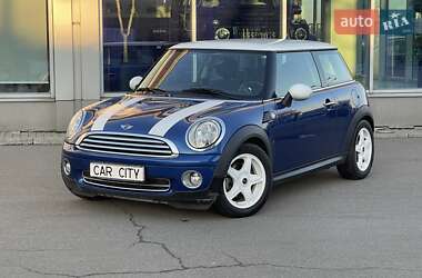 Хэтчбек MINI Hatch 2006 в 