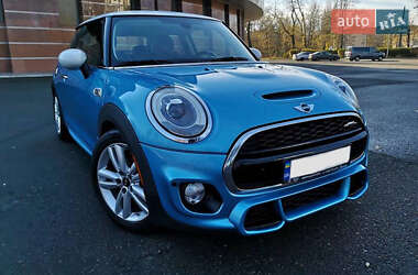 Хетчбек MINI Hatch 2015 в 