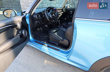 Хетчбек MINI Hatch 2015 в 