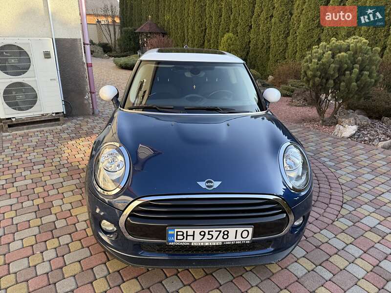 Хетчбек MINI Hatch 2014 в Хусті