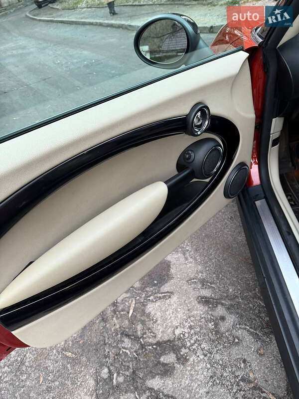 Хетчбек MINI Hatch 2011 в Львові фото 25 Хетчбек MINI Hatch 2011 в Львові