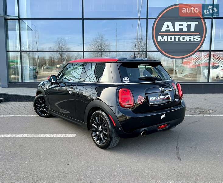 Хетчбек MINI Hatch 2017 в Києві