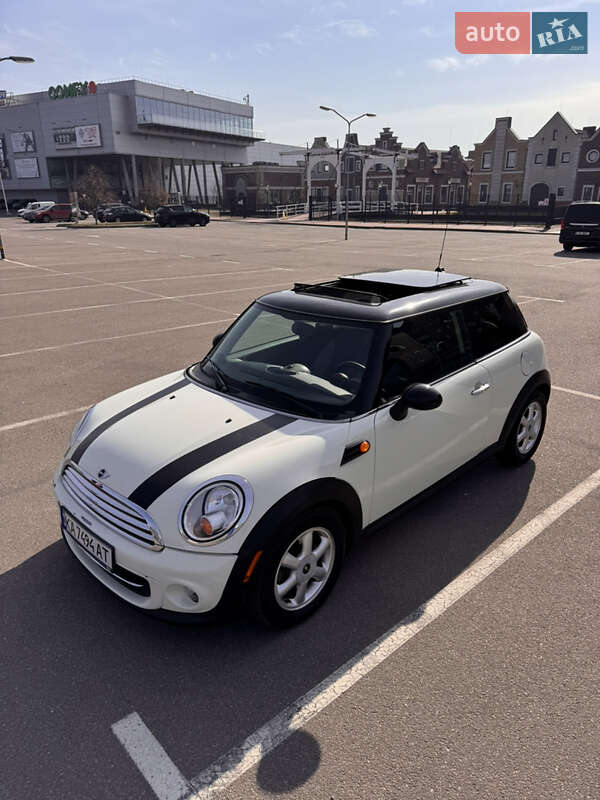 Хетчбек MINI Hatch 2011 в Києві