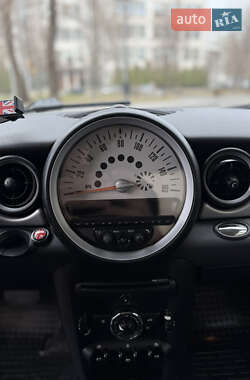 Хэтчбек MINI Hatch 2011 в 