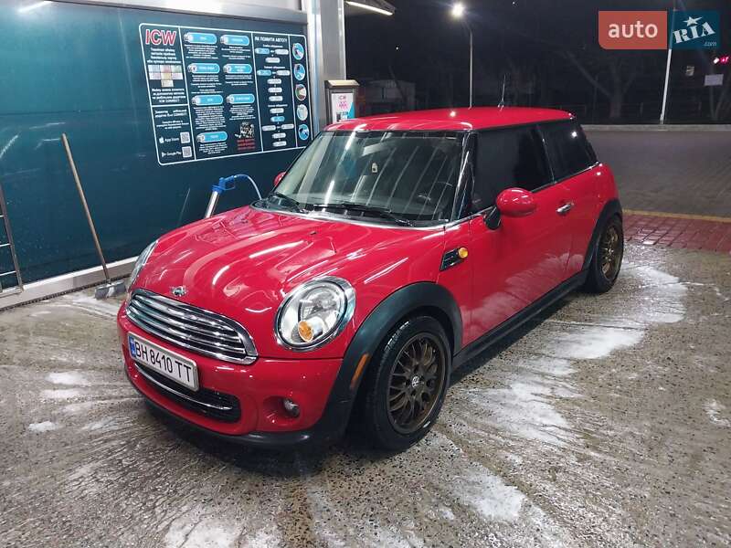 Хетчбек MINI Hatch 2013 в Одесі