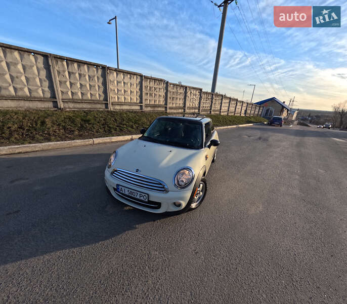 Хетчбек MINI Hatch 2010 в Києві фото 2 Хетчбек MINI Hatch 2010 в Києві