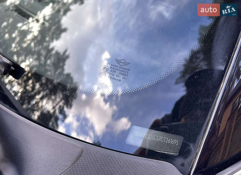 Хэтчбек MINI Hatch 2012 в 