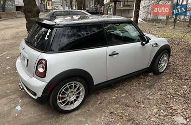 Хетчбек MINI Hatch 2010 в Дніпрі