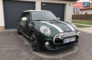 Хэтчбек MINI Hatch 2015 в 