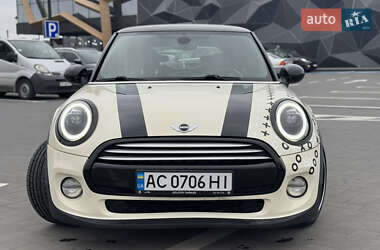 Хетчбек MINI Hatch 2015 в 