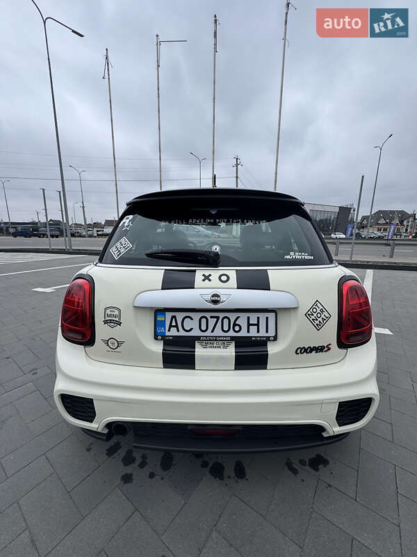 Хетчбек MINI Hatch 2015 в Луцьку фото 7 Хетчбек MINI Hatch 2015 в Луцьку