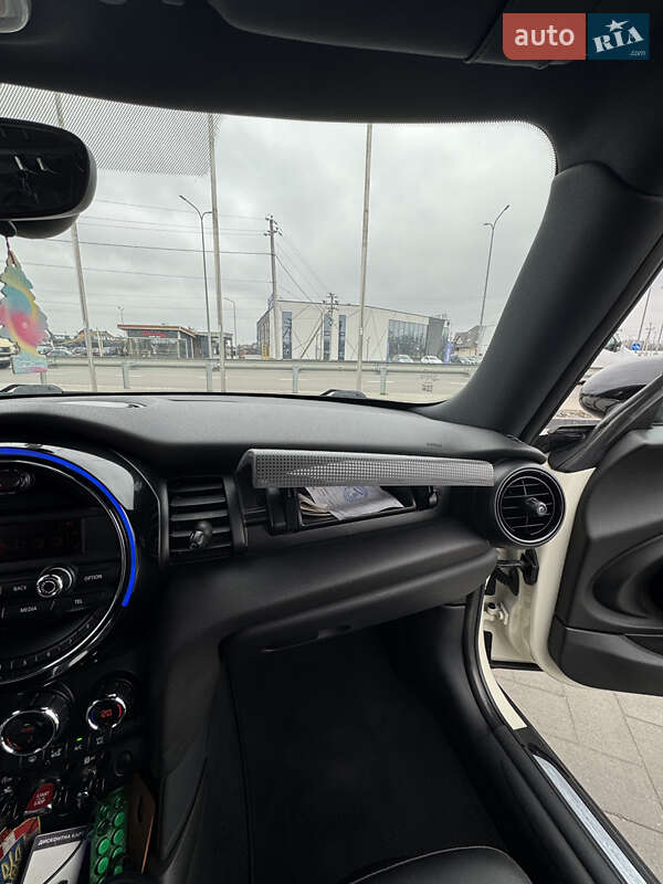 Хетчбек MINI Hatch 2015 в Луцьку фото 17 Хетчбек MINI Hatch 2015 в Луцьку