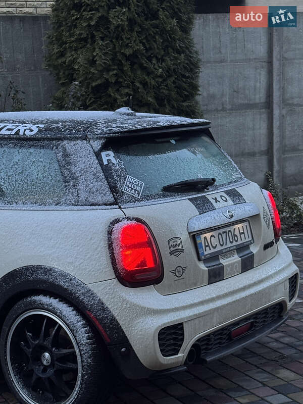 Хетчбек MINI Hatch 2015 в Луцьку фото 35 Хетчбек MINI Hatch 2015 в Луцьку