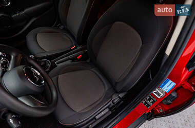 Хетчбек MINI Hatch 2016 в 