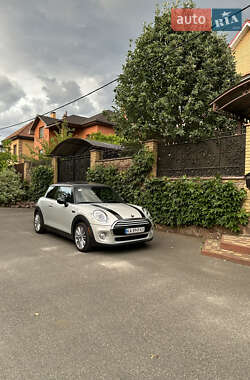 Хетчбек MINI Hatch 2014 в 