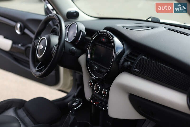 Хэтчбек MINI Hatch 2017 в Киеве фото 25 Хэтчбек MINI Hatch 2017 в Киеве