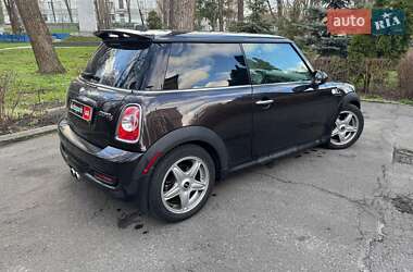 Хетчбек MINI Hatch 2013 в 