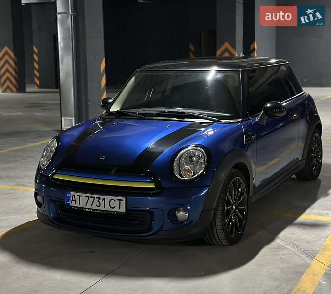 MINI Hatch 2012