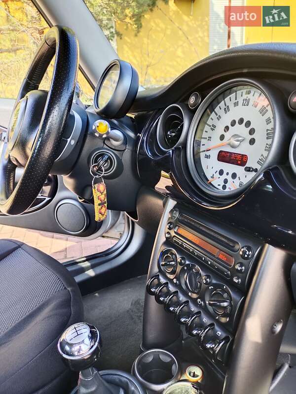 Хетчбек MINI Hatch 2006 в Рівному