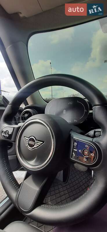 Хетчбек MINI Hatch 2022 в Запоріжжі