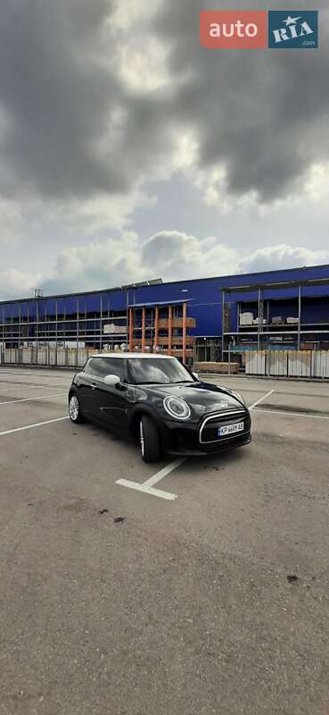 Хетчбек MINI Hatch 2022 в Запоріжжі