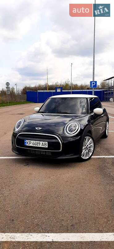 Хетчбек MINI Hatch 2022 в Запоріжжі