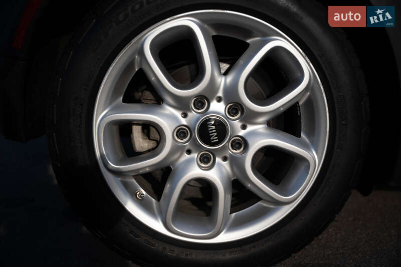 Хетчбек MINI Hatch 2014 в Києві