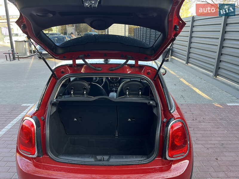 Хэтчбек MINI Hatch 2015 в Черкассах фото 6 Хэтчбек MINI Hatch 2015 в Черкассах