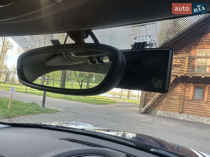 Хэтчбек MINI Hatch 2016 в Киеве