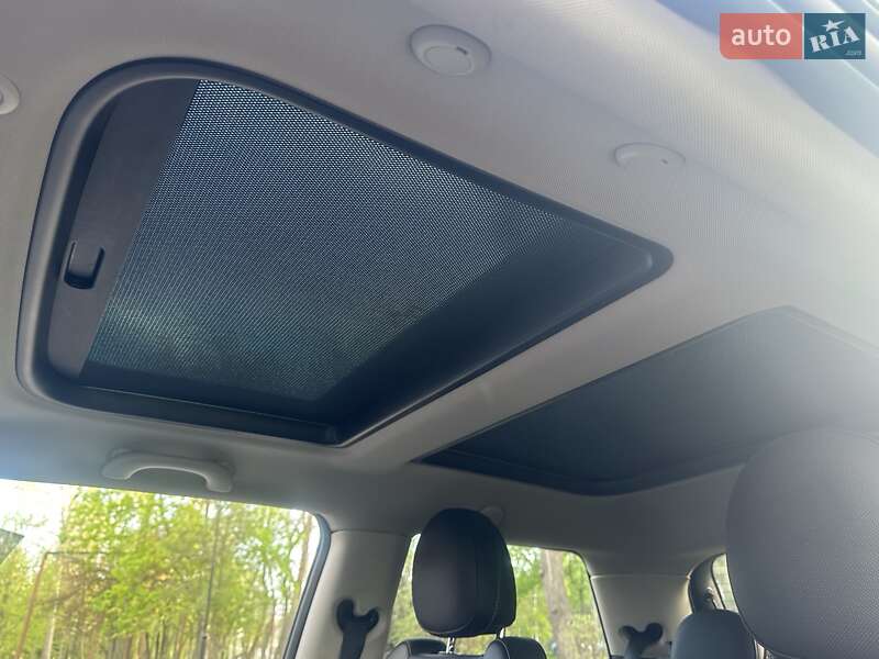 Хэтчбек MINI Hatch 2016 в Киеве