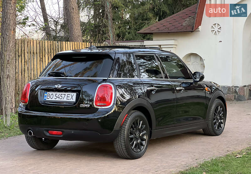 Хетчбек MINI Hatch 2017 в Києві