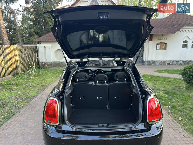 Хетчбек MINI Hatch 2017 в Києві