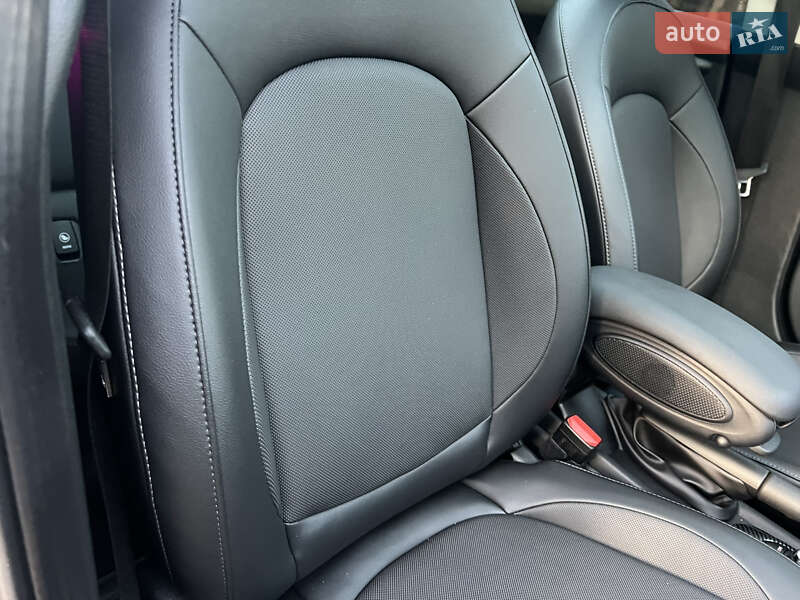 Хетчбек MINI Hatch 2017 в Києві