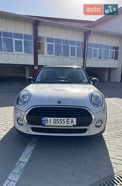 Хетчбек MINI Hatch 2016 в 