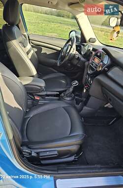 Хетчбек MINI Hatch 2015 в 