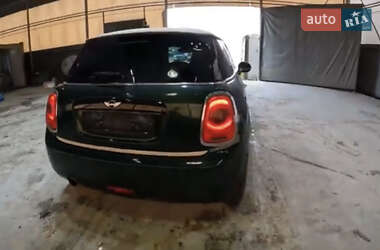 Хэтчбек MINI Hatch 2015 в 
