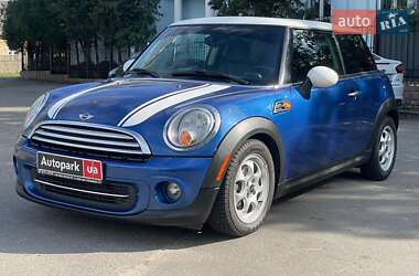Хетчбек MINI Hatch 2013 в 