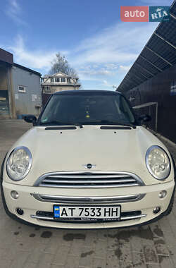Хэтчбек MINI Hatch 2004 в 