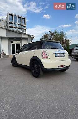 Хетчбек MINI Hatch 2013 в 