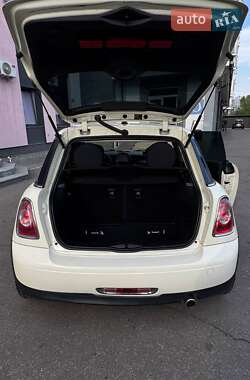 Хетчбек MINI Hatch 2013 в 