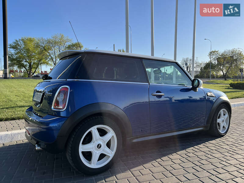 Хэтчбек MINI Hatch 2008 в Одессе фото 12 Хэтчбек MINI Hatch 2008 в Одессе