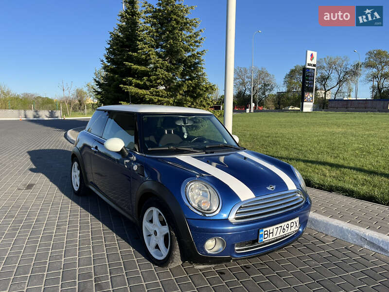 Хетчбек MINI Hatch 2008 в 