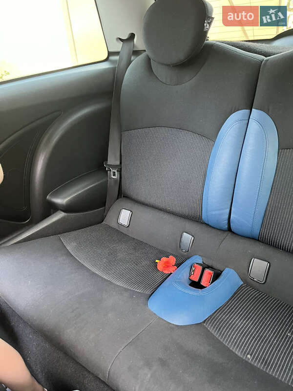 Хэтчбек MINI Hatch 2008 в Одессе фото 24 Хэтчбек MINI Hatch 2008 в Одессе