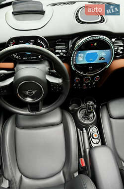 Хэтчбек MINI Hatch 2022 в 