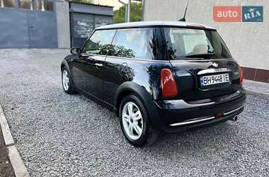 Хетчбек MINI Hatch 2004 в 